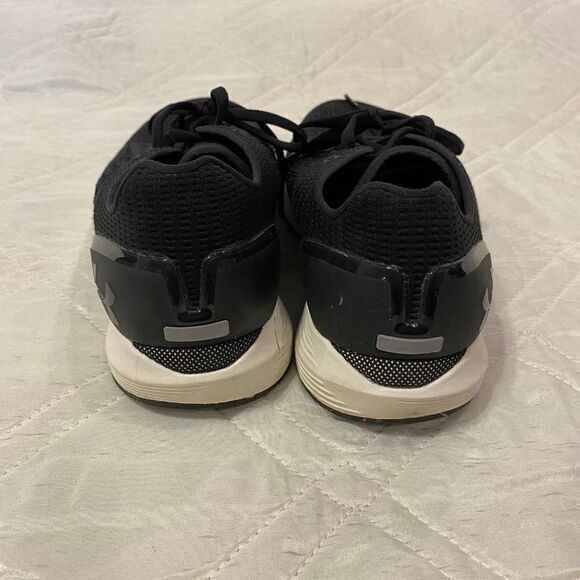 Under Armour HOVR Sonic Running Shoe‎ size 8 - Picture 4 of 10